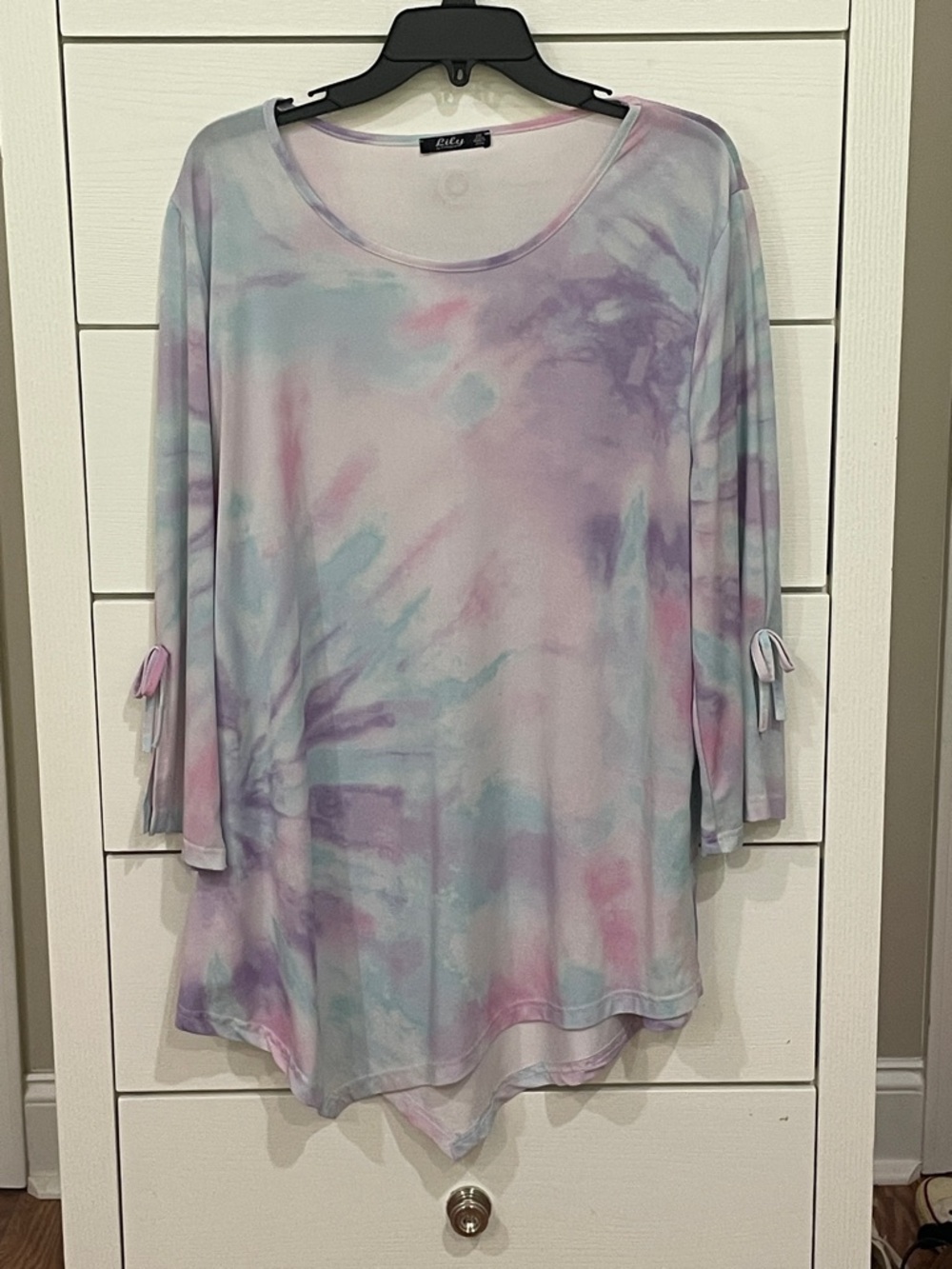 Lily Pastel Tie-Dye Scoop Neck Tunic in Purple, Pink, Blue